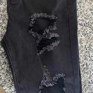 PrettyLittleThing Black Distressed Jeans